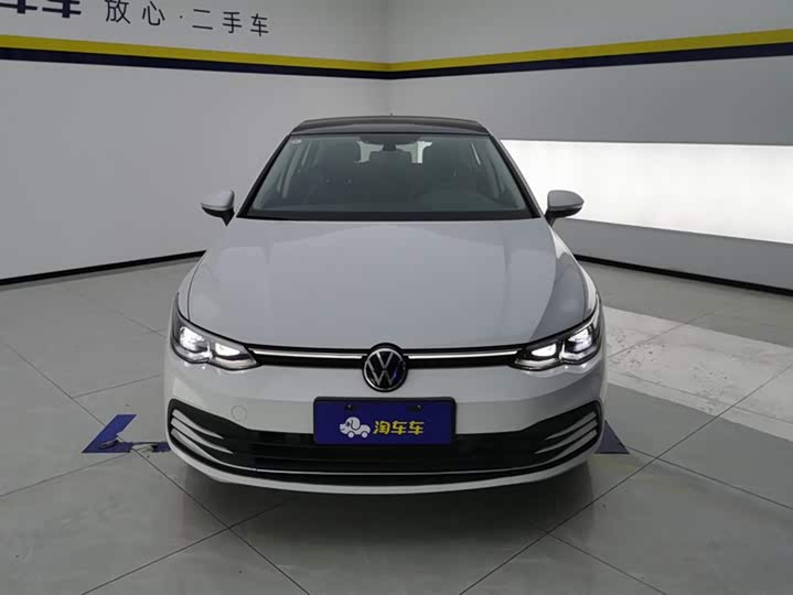 Фото 2 - Volkswagen Golf