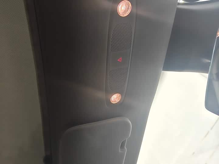 Фото 8 - Tesla Model Y