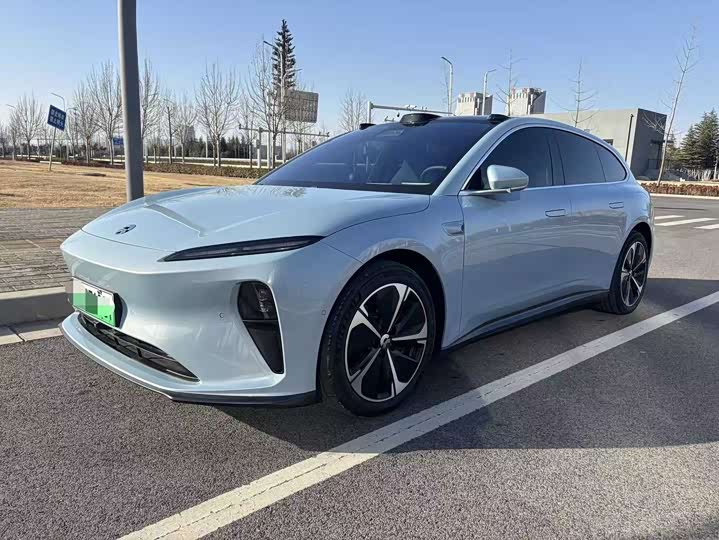 Фото 1 - Nio ET5T