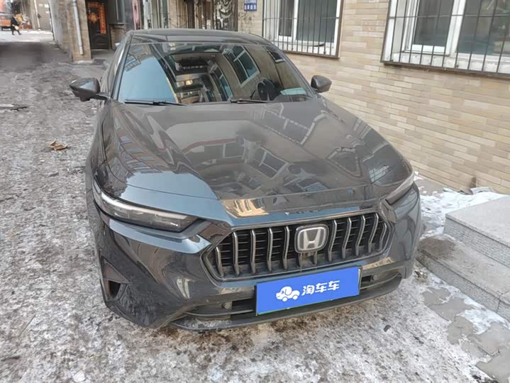 Фото 2 - Honda Inspire Hybrid