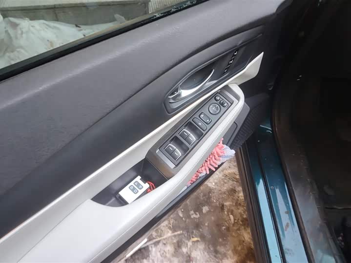 Фото 7 - Honda Inspire Hybrid