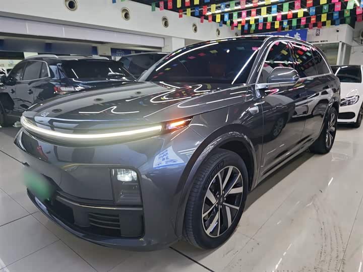 Фото 2 - LiXiang L7