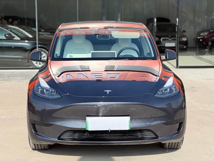 Фото 2 - Tesla Model Y