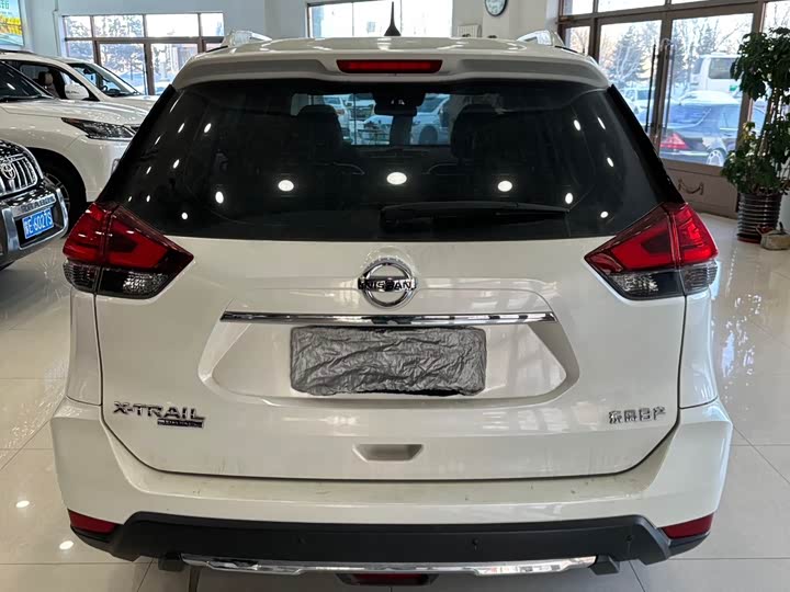 Фото 4 - Nissan X-Trail