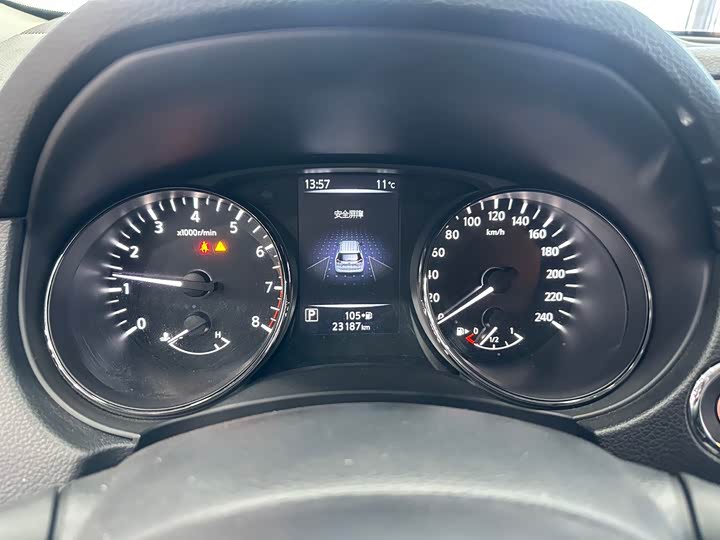 Фото 7 - Nissan X-Trail