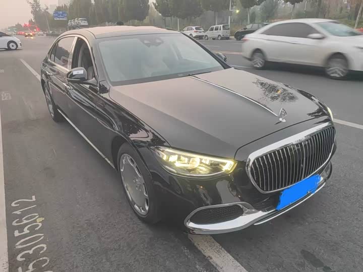 Фото 6 - Mercedes-Benz Maybach S-Class