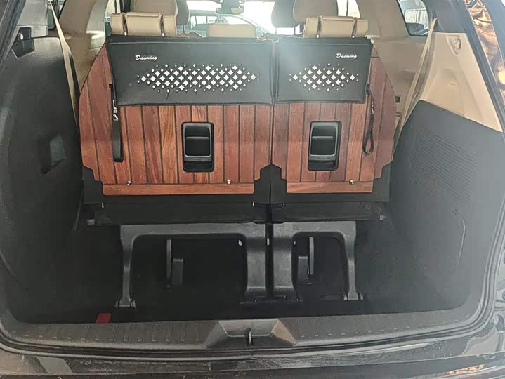 Фото 4 - Toyota Granvia