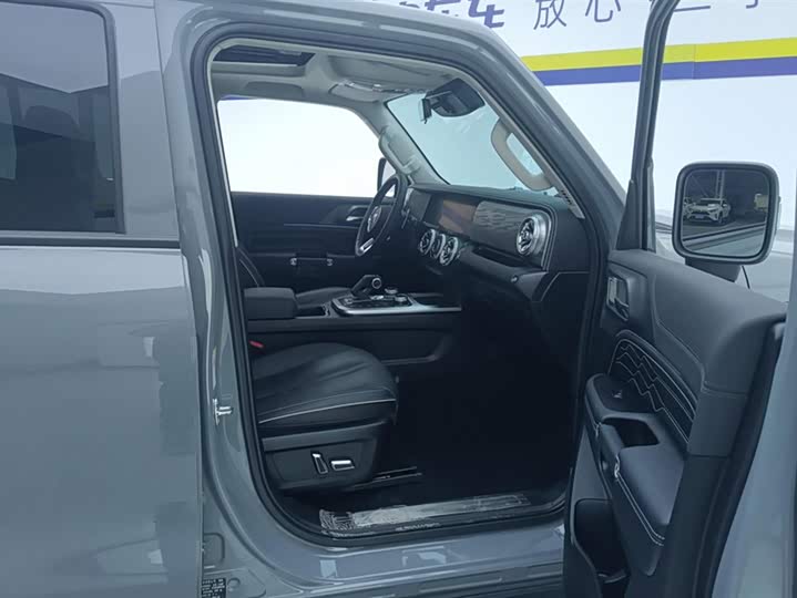 Фото 8 - Tank 300