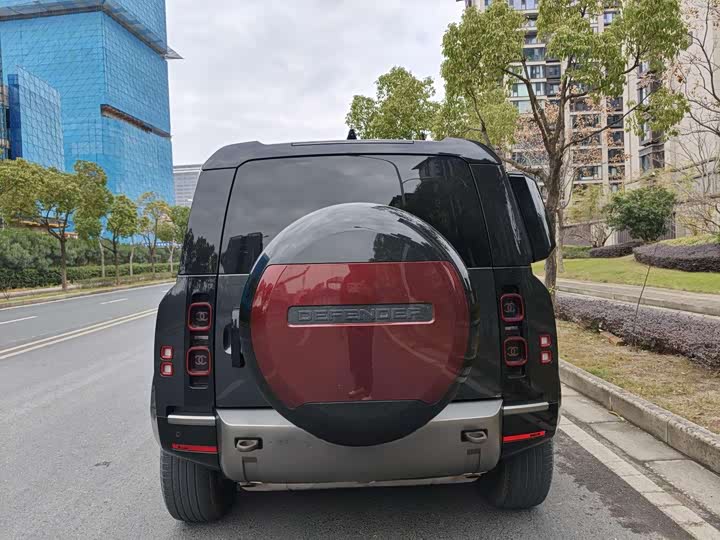 Фото 5 - Land Rover Defender