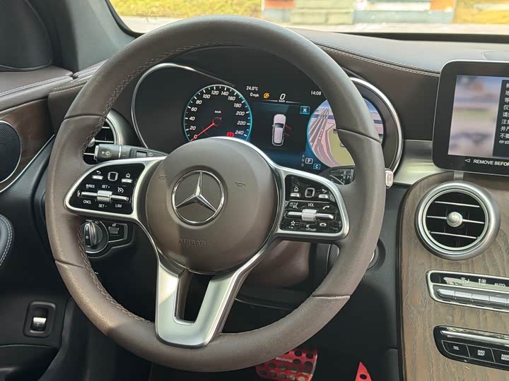 Фото 9 - Mercedes-Benz GLC-Class