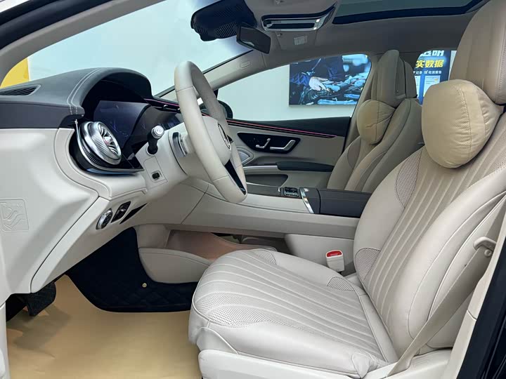 Фото 3 - Mercedes-Benz EQS