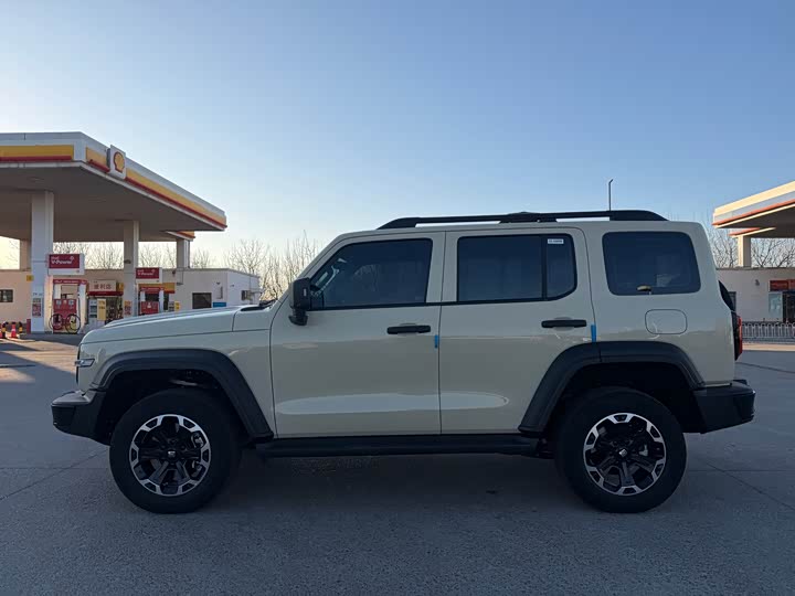 Фото 5 - Tank 300 Hybrid