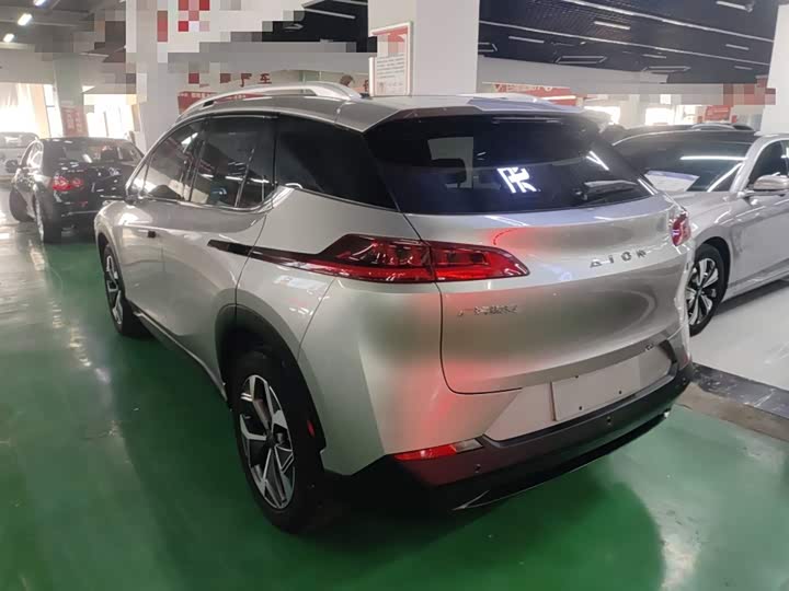 Фото 5 - GAC Aion V