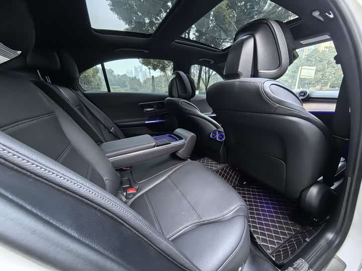 Фото 6 - Mercedes-Benz C-Class