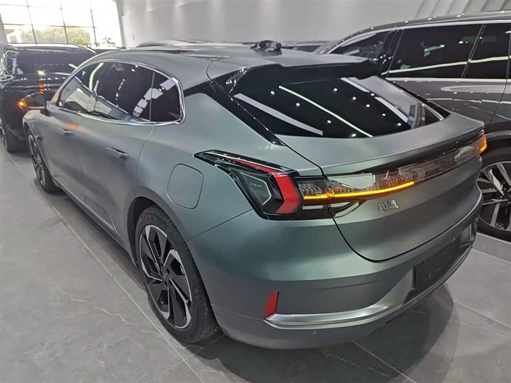 Фото 5 - Zeekr 001