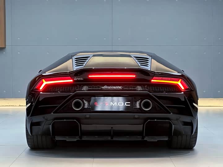 Фото 5 - Lamborghini Huracán