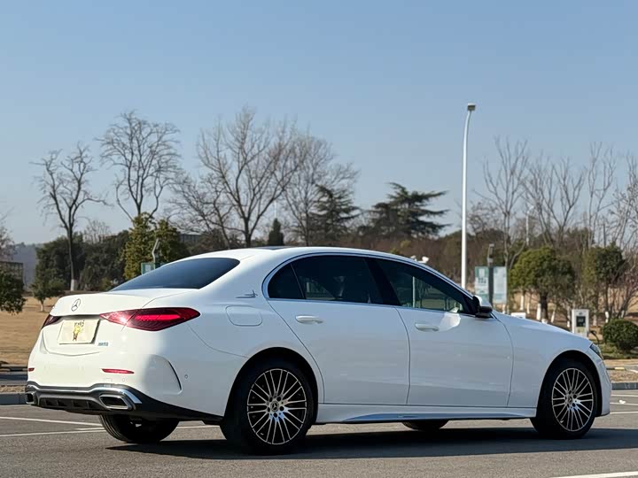 Фото 4 - Mercedes-Benz C-Class