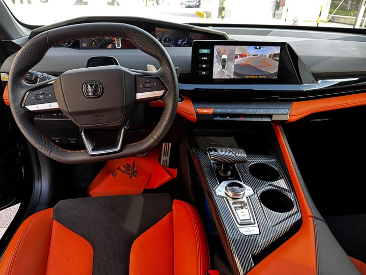 Фото 6 - Changan UNI-V