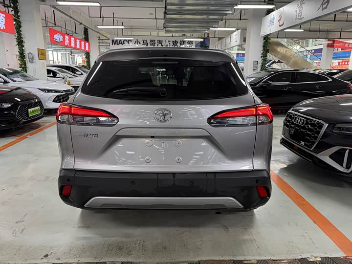 Фото 8 - Toyota Corolla Cross