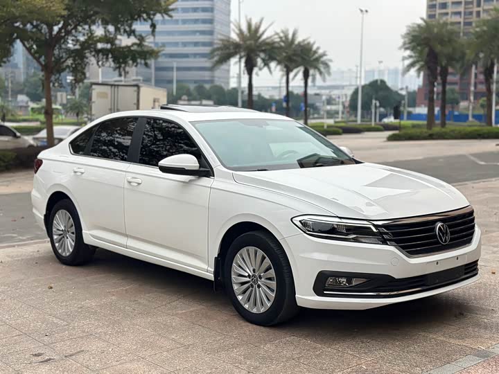 Фото 3 - Volkswagen Lavida