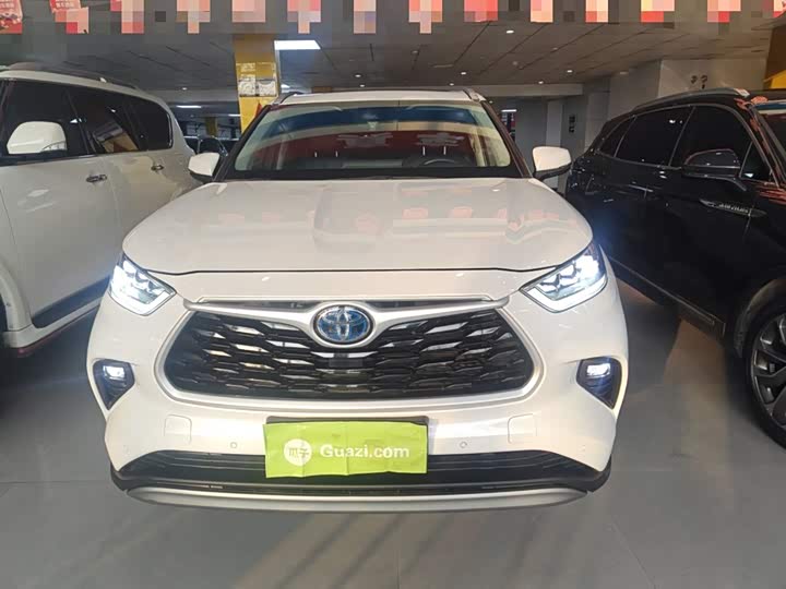 Фото 3 - Toyota Highlander