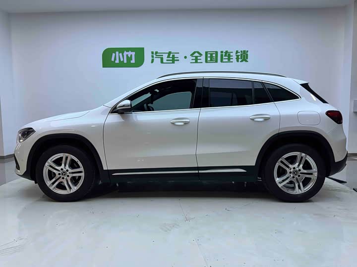 Фото 7 - Mercedes-Benz GLA-Class
