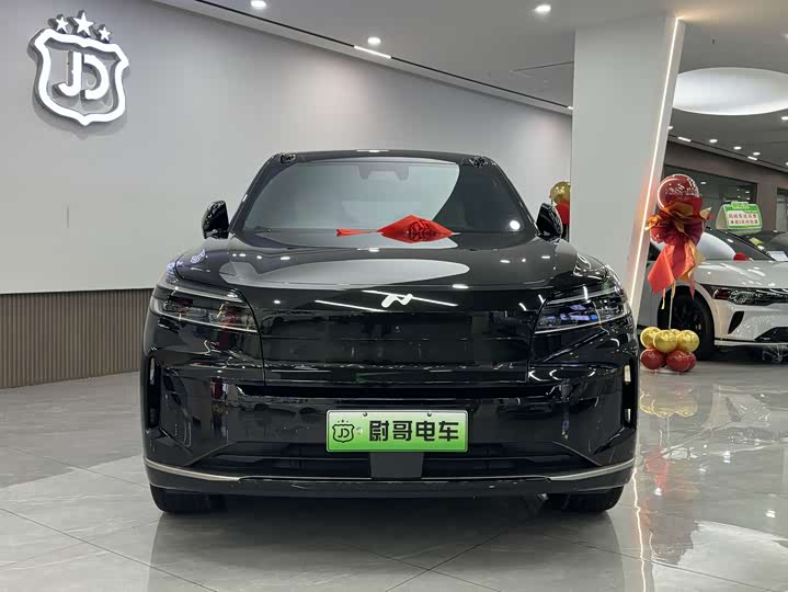 Фото 2 - Nio Onvo L90