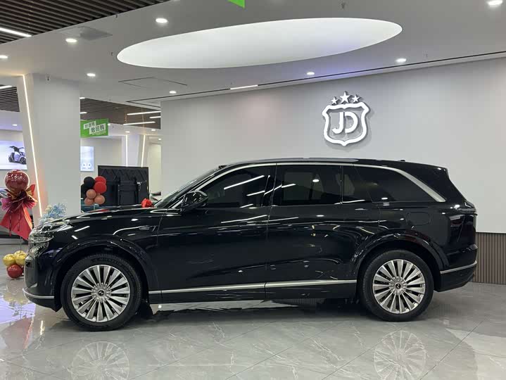 Фото 5 - Nio Onvo L90