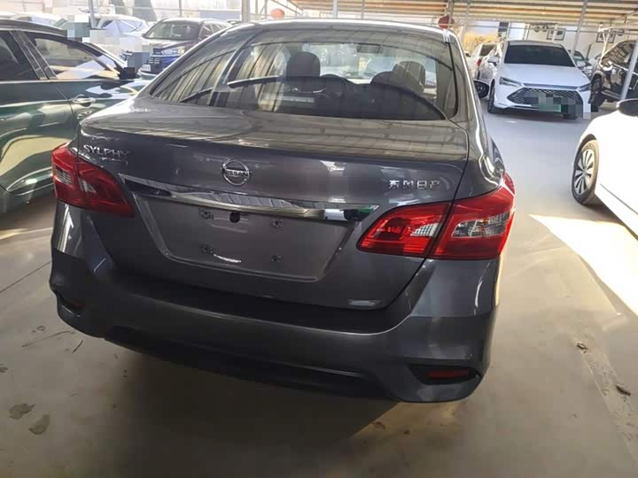 Фото 6 - Nissan Sylphy