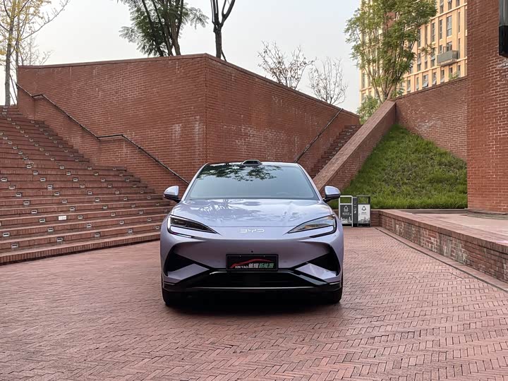 Фото 2 - BYD Sea Lion 07 EV