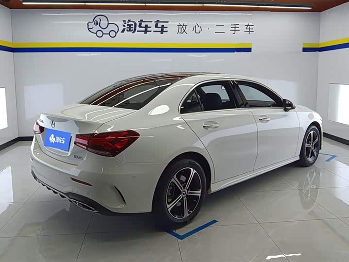 Фото 3 - Mercedes-Benz A-Class