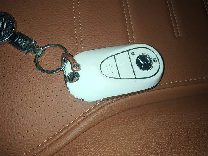 Фото 9 - Mercedes-Benz GLC-Class