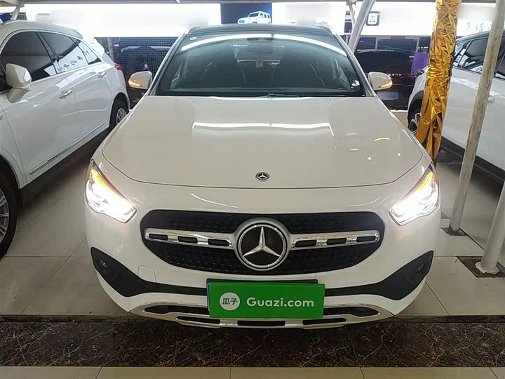 Фото 3 - Mercedes-Benz GLA-Class