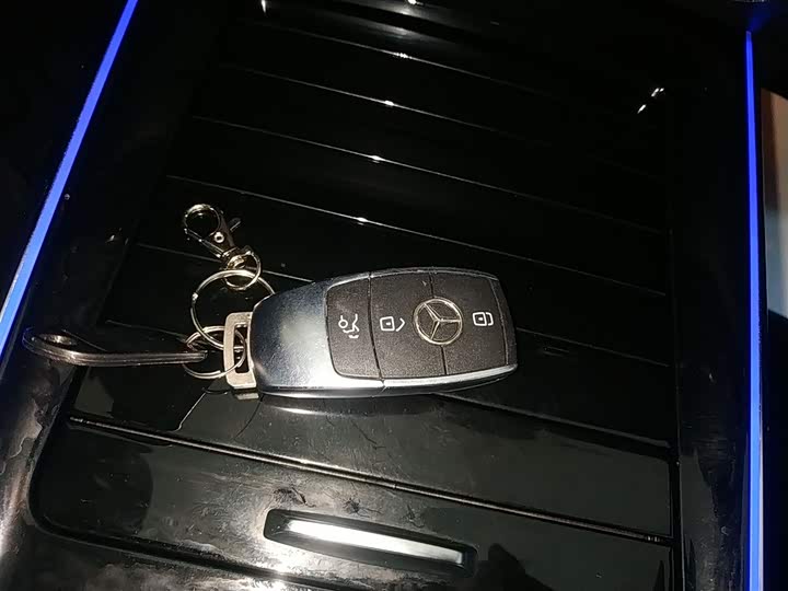 Фото 9 - Mercedes-Benz GLA-Class