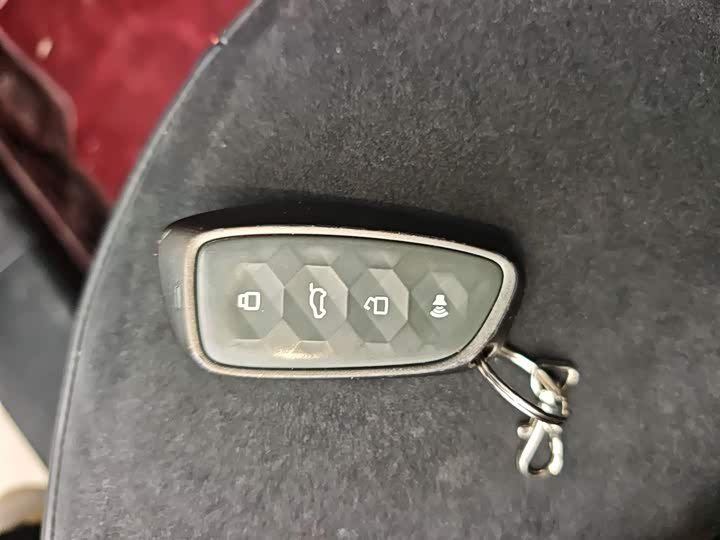 Фото 9 - Haval F7 (Monster)