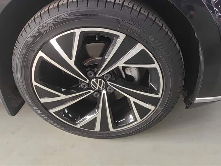 Фото 6 - Volkswagen Magotan