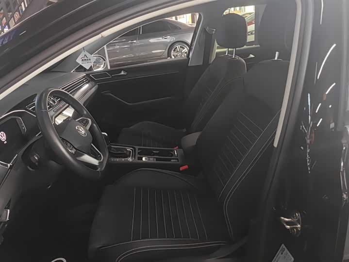 Фото 9 - Volkswagen Magotan