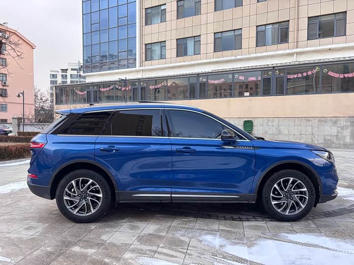 Фото 5 - Lincoln Corsair