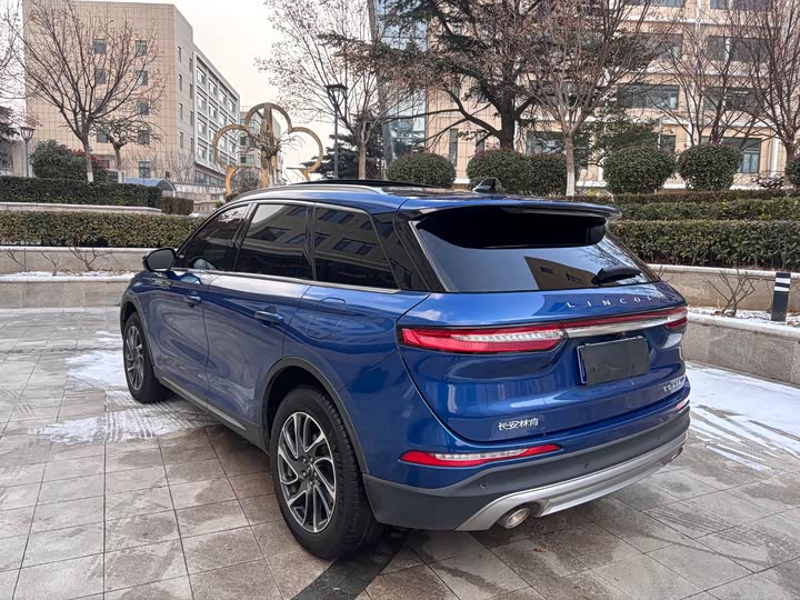 Фото 8 - Lincoln Corsair