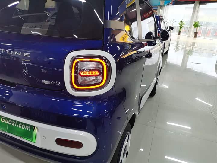 Фото 8 - Bestune Pony