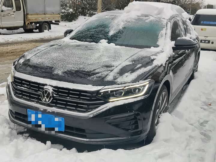 Фото 1 - Volkswagen Passat