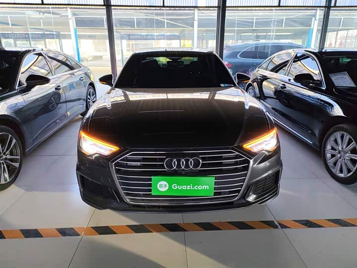 Фото 3 - Audi A6L