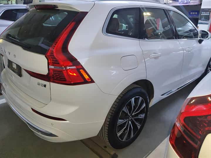 Фото 2 - Volvo XC60