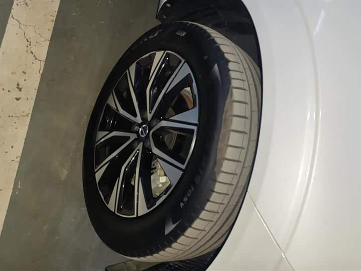 Фото 3 - Volvo XC60