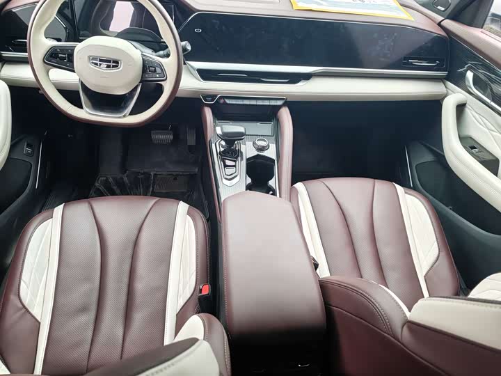 Фото 5 - Geely Monjaro