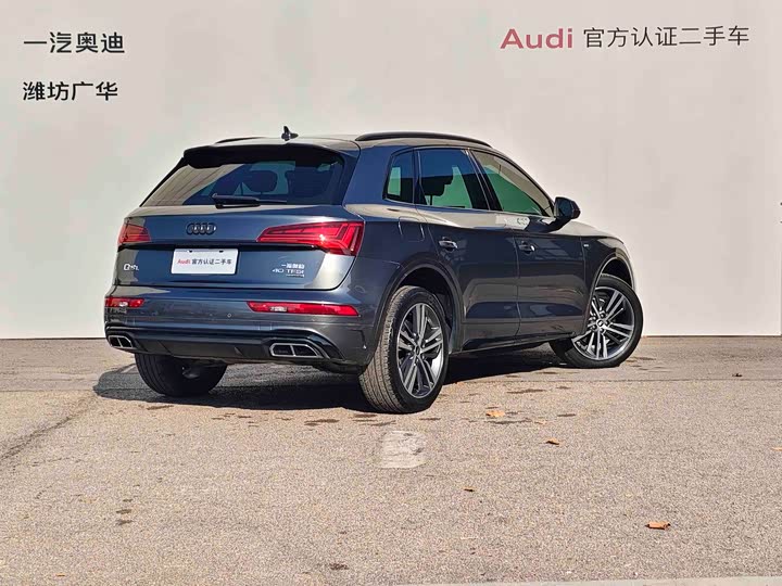 Фото 5 - Audi Q5L