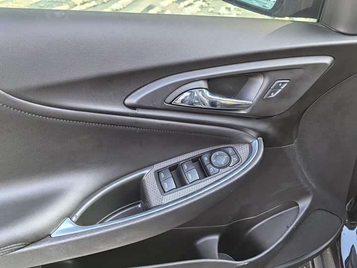 Фото 7 - Chevrolet Malibu XL