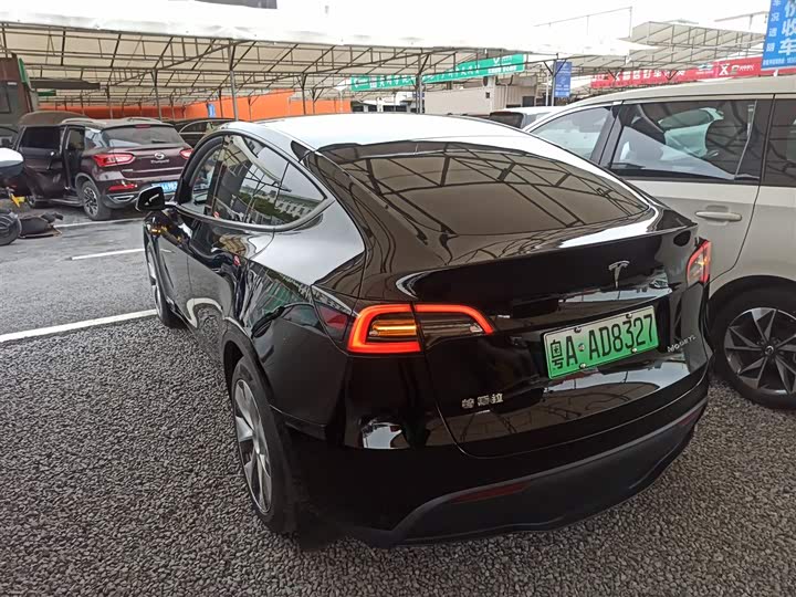 Фото 5 - Tesla Model Y