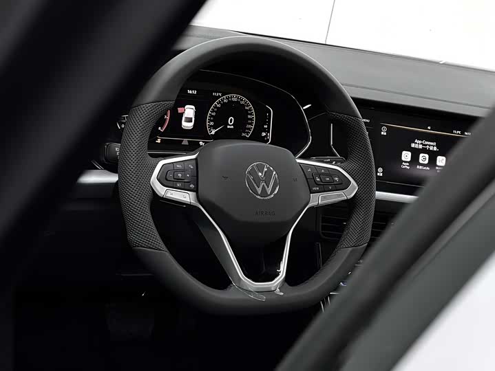 Фото 4 - Volkswagen Passat