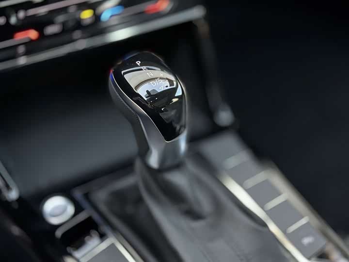 Фото 5 - Volkswagen Passat